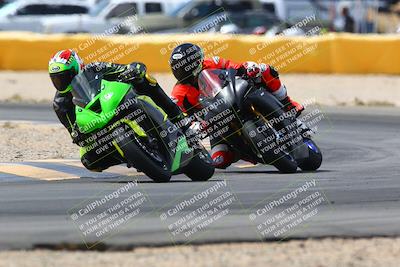 media/Apr-10-2022-SoCal Trackdays (Sun) [[f104b12566]]/Turn 2 (1135am)/